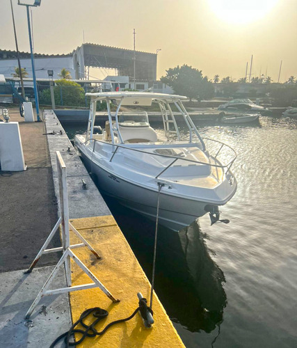 Boston Whaler Outrage Cuddy 320 Lv3557