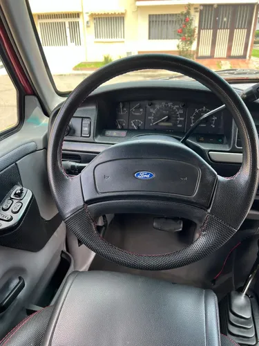 Ford Bronco 5.0 Xlt