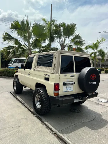 Toyota Land Cruiser 4.5 Fzj73