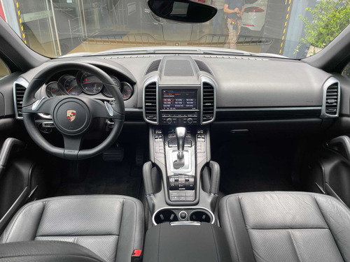 Imagen 8 de 15 de Porsche Cayenne 2012 3.0 Diesel 245cv (958)