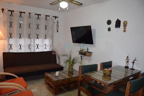 Apartamento En Peninsula, 1 Dormitorios *- Ref: 2789
