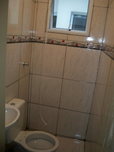 Imagem 7 de 14 de Quartos Para Locar