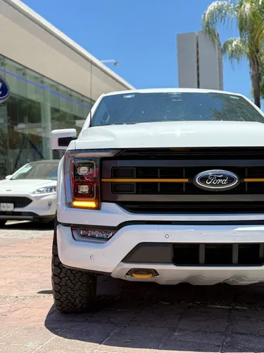 Ford Lobo Tremor High 3.5l. 4x4 2023.