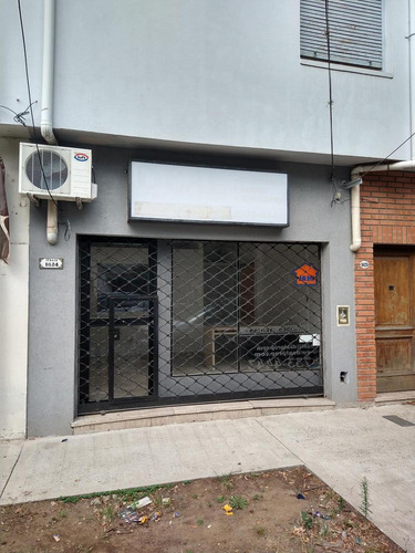 Imagen 2 de 13 de Local - Mart.-santa Fe/fleming