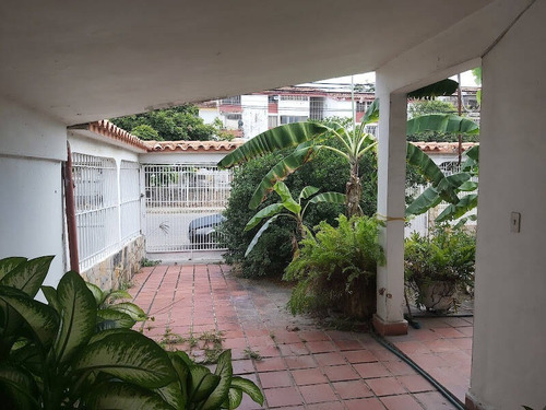Imagen 2 de 12 de Venta Casa En Ciudad Alianza Con Anexo 0412-4860923.