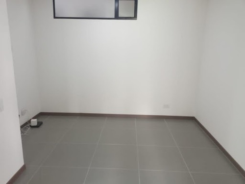 Imagen 6 de 18 de Apartamento En Arriendo Loma Del Escobero 472-2574