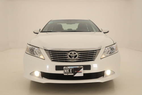 Toyota Camry 2.5 L4 At