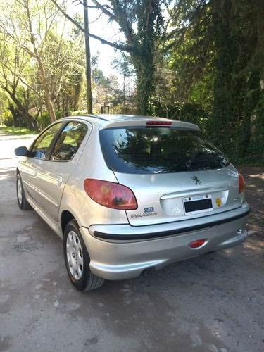 Imagen 2 de 14 de Peugeot 206 1.6 Premium
