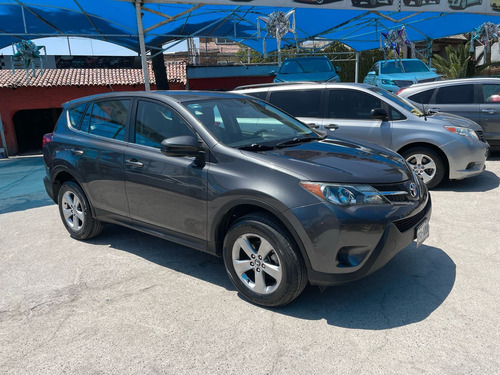 Toyota RAV4 2.5 Le L4 At