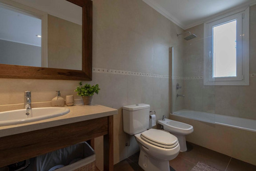 Casa En Venta 4 Ambientes Pinamar Alamos