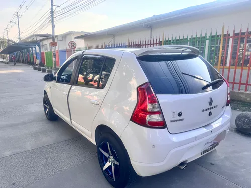 Rines De Lujo,vidrios Eléctricos,luz Led,llantas Nuevas