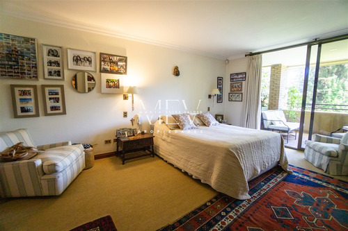 Departamento En Venta De 4 Dorm. En Lo Barnechea