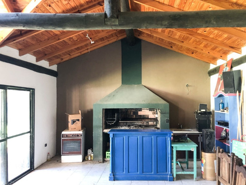 Imagen 7 de 15 de Venta Hermosa Quinta Sobre Amplio Lote En Chacras De Canning