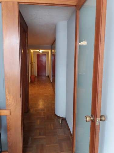 Imagen 5 de 8 de Dueño Vende Impecable Oficina O Cons.excelente Edificio