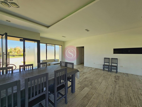 Casa En Venta En Spring Park, Pilar, G.b.a. Zona Norte