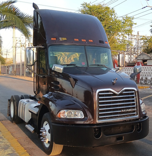 Excelente Tractocamion Mulita Mack Año 2012 Estándar 10 Velo