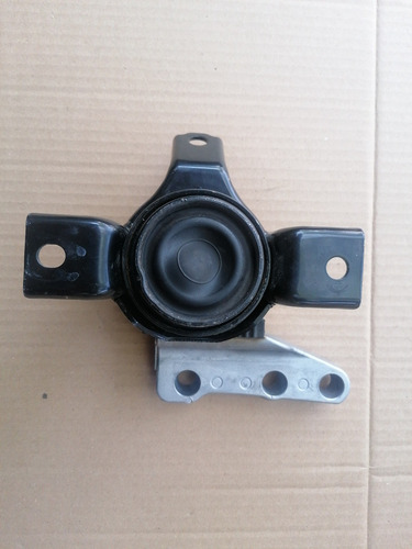 Soporte De Motor Suzuki Swift 2017 2022 Np:11610-67r0