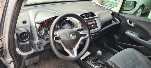 Imagem 2 de 8 de Honda Fit Twist