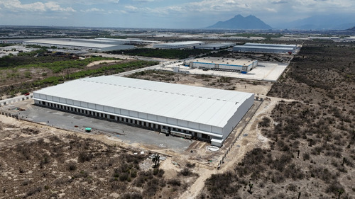 En Renta Nave Industrial ¨multiparque¨ Escobedo, N.l.