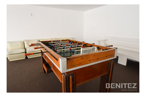 Imagen 14 de 14 de A Metros Del Puerto. Excelente Apartamento 1 Dormitorio. Torre Con Servicios