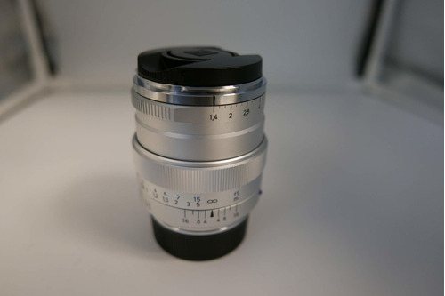 Imagen 1 de 2 de Ikon Distagon Zm 1.4 35 Wide Angle Camara Lens For Leica