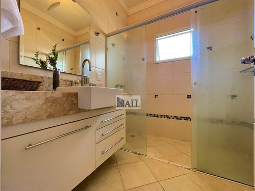 Casa À Venda Condomínio Flamboyant 4 Dormitórios E 4 Vagas - V7941