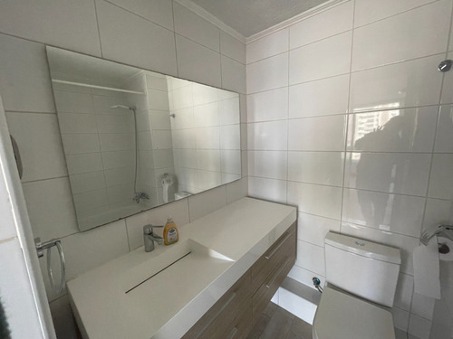 Departamento En Arriendo 1d/1b A Pasos Metro Mirador