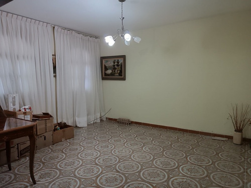 Imagen 4 de 26 de Fernando Guerrero Vende Casa De Dos Plantas En El Trigal Norte
