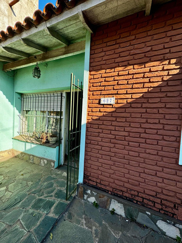 Casa En Derqui Centro Pilar Apta Credito