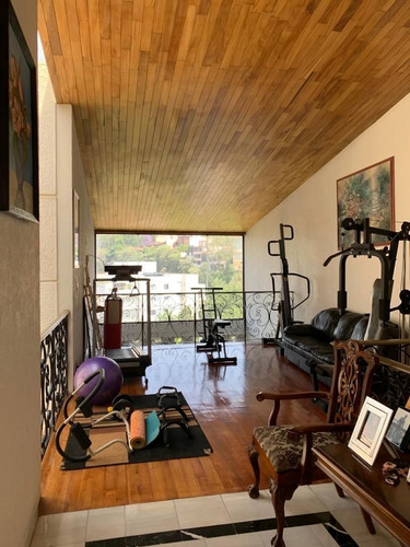 Imagen 8 de 22 de Oportunidad De Gran Residencia Con Jardín