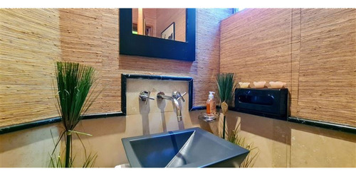 Casa En Venta En Lo Barnechea
