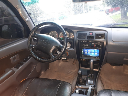 Toyota Hilux Sw4