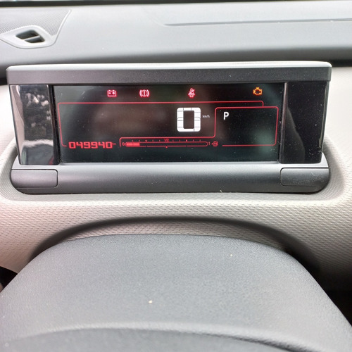 Imagen 13 de 19 de Citroën C4 Cactus Puretech At