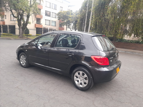 Peugeot 307 2.0 Xt Hatchback