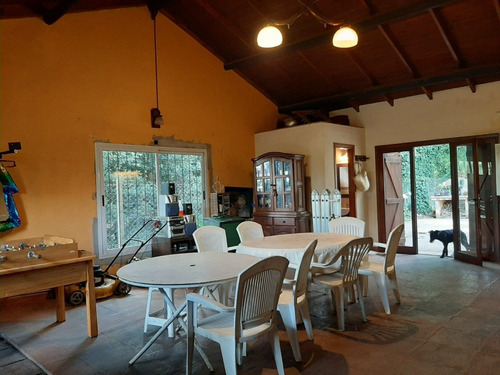 Imagen 16 de 18 de Excelente Casa Quinta Sobre Lote De 6615 Mts2