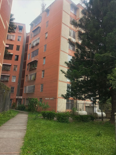 Apartamento En Venta Planta Baja Urb Santa Maria Los Teques