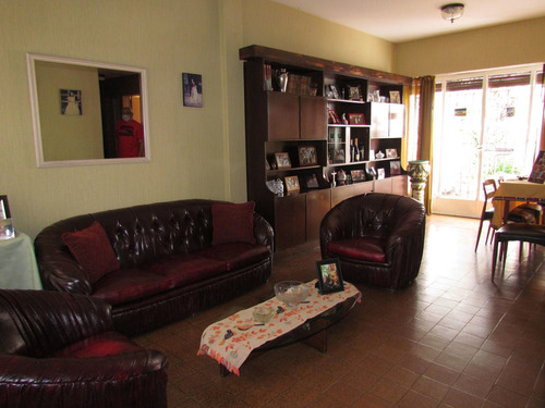 Imagen 2 de 30 de Venta Moron Centro Duplex 5 Amb Patio Y Parrilla