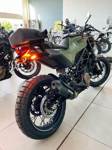 Imagen 8 de 20 de Husqvarna Svartpilen 401 Edicion Especial 2023 0km