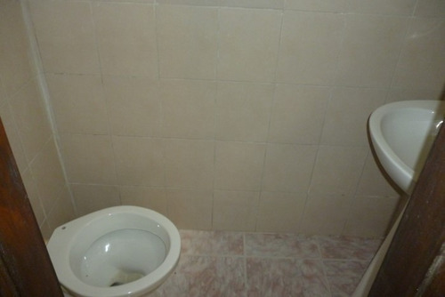 Venta Casa + Local Comercial.+ Barbacoa Y Fondito