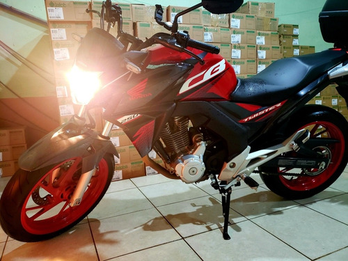 Moto Honda Cb250f Cbs (nova Twister)