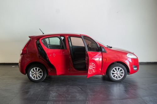 Imagen 20 de 23 de Fiat Palio Attractive Top 1.4 Nafta Full Rojo 5 Puertas Gnc