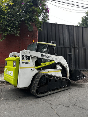 Minicargador Bobcat