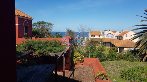 Casa En Montoya, Punta Del Este- Ref: 264