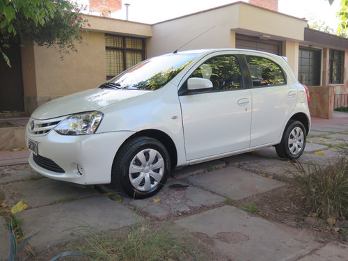 Toyota Etios Xs 1.5 M/t