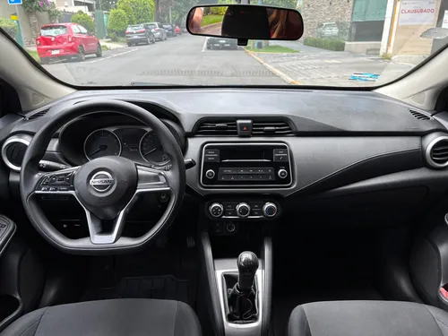 Nissan Versa 1.6 Sense Mt