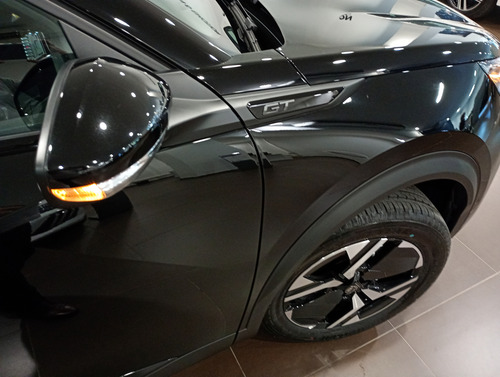Peugeot 2008 1.0T Gt