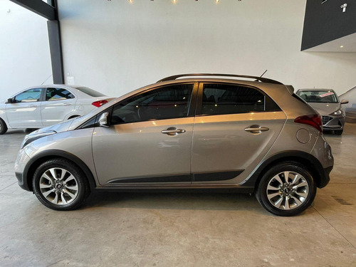 Imagem 3 de 11 de Hyundai Hb20x Style 1.6 (aut) Flex Automático