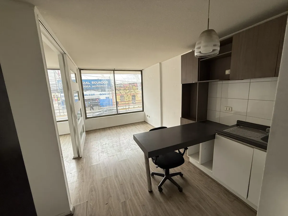 Imagen 1 de 6 de Departamento Con Excelente Ubicación Y Conectividad