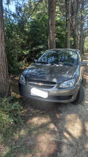 Chevrolet Corsa Classic 1.4 Standard