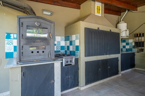 Casa En Venta 6 Ambientes En Tigre, En Barrio Los Ceibos